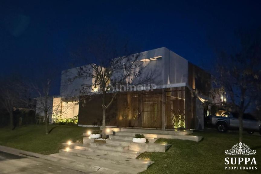 Casa en Venta en Tigre, G.B.A. Zona Norte