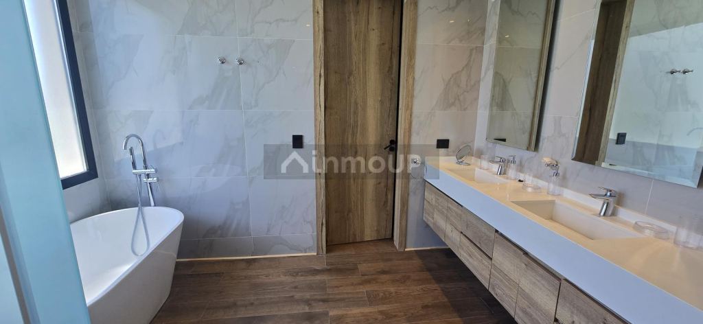 Casa en Venta en Tigre, G.B.A. Zona Norte