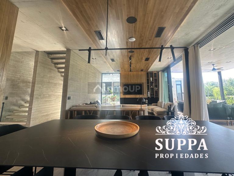 Casa en Venta en Tigre, G.B.A. Zona Norte