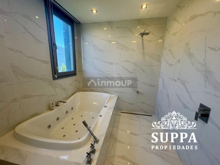 Casa en Venta en Tigre, G.B.A. Zona Norte