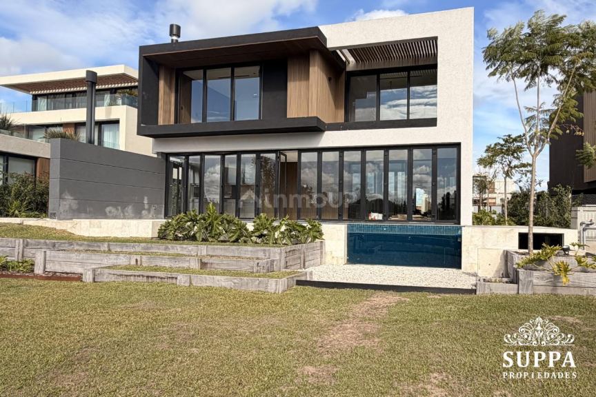 Casa en Venta en Tigre, G.B.A. Zona Norte