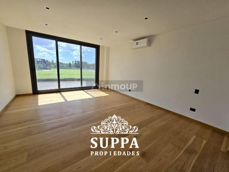 Casa en Venta en Tigre, G.B.A. Zona Norte