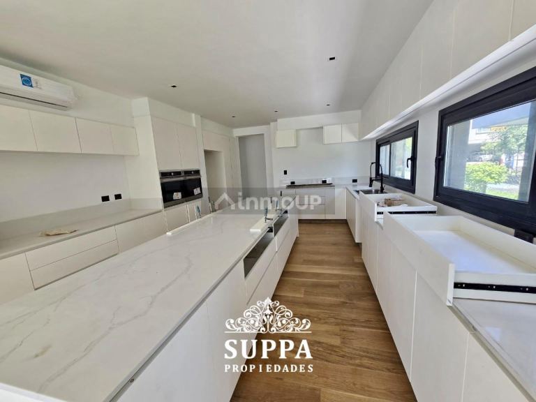 Casa en Venta en Tigre, G.B.A. Zona Norte