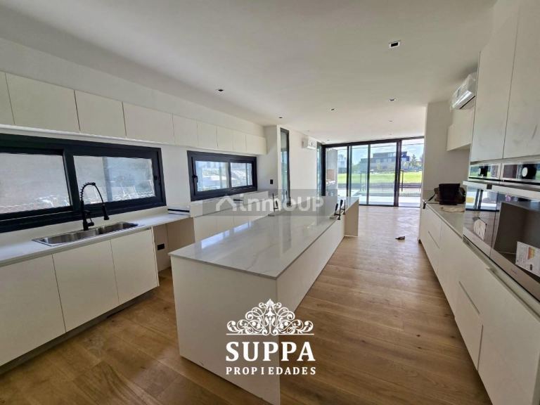 Casa en Venta en Tigre, G.B.A. Zona Norte