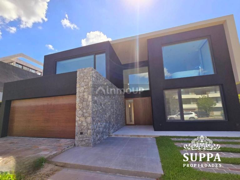 Casa en Venta en Tigre, G.B.A. Zona Norte