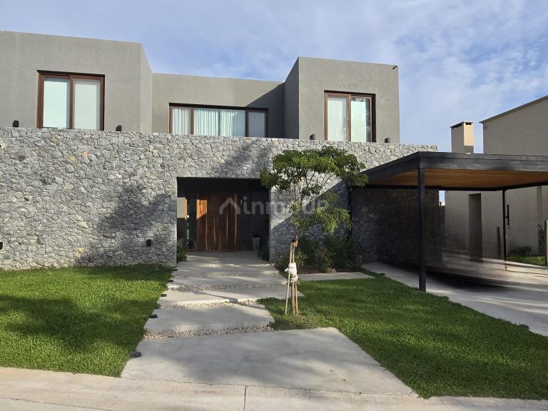 Casa en Venta en Tigre, G.B.A. Zona Norte