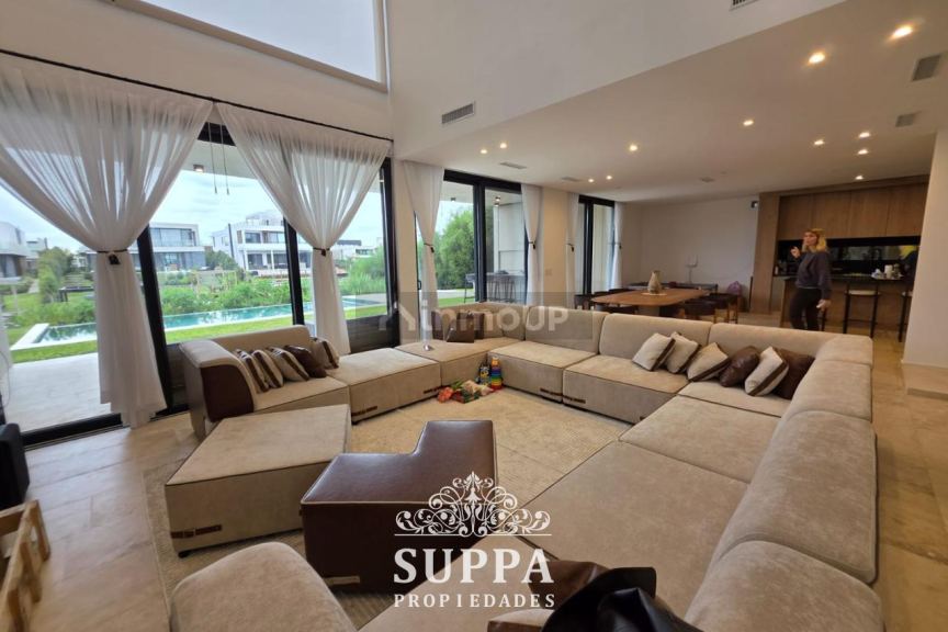 Casa en Venta en Tigre, G.B.A. Zona Norte