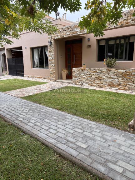 Casa en Venta en Maipu, Mendoza
