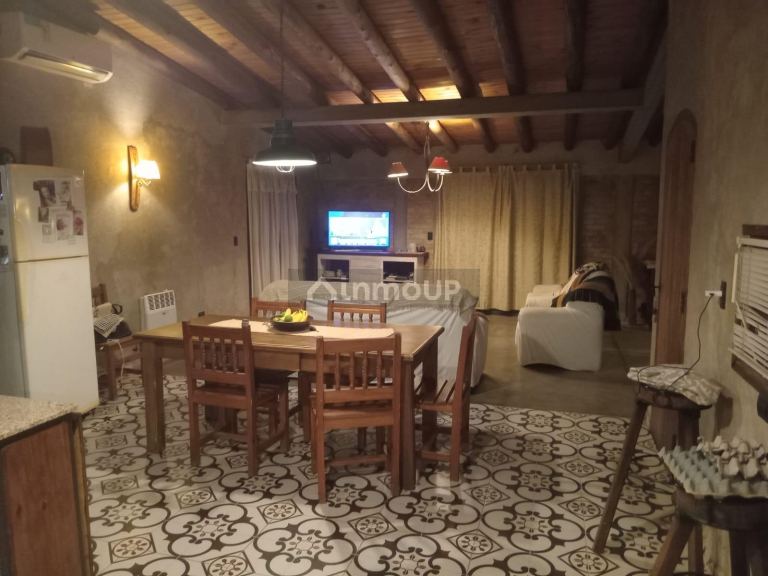 Casa en Venta en Guaymallen, Mendoza