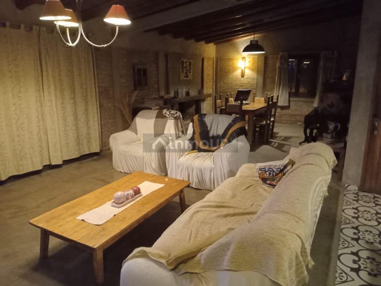 Casa en Venta en Guaymallen, Mendoza