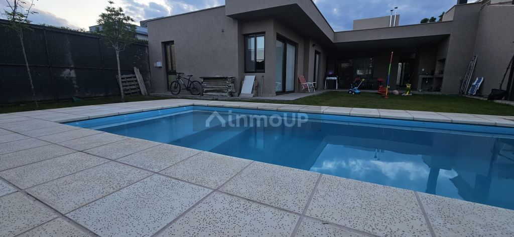 Casa en Venta en Guaymallen, Mendoza