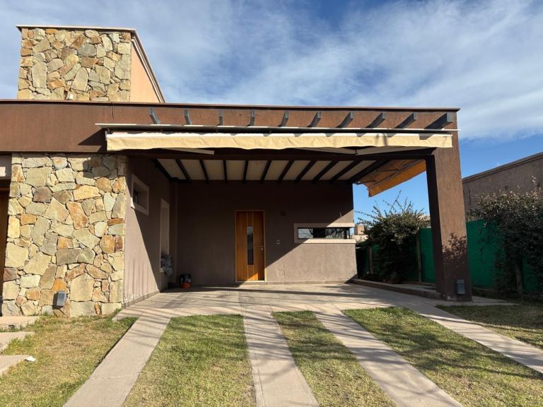 Casa en Venta en Lujan de Cuyo, Mendoza