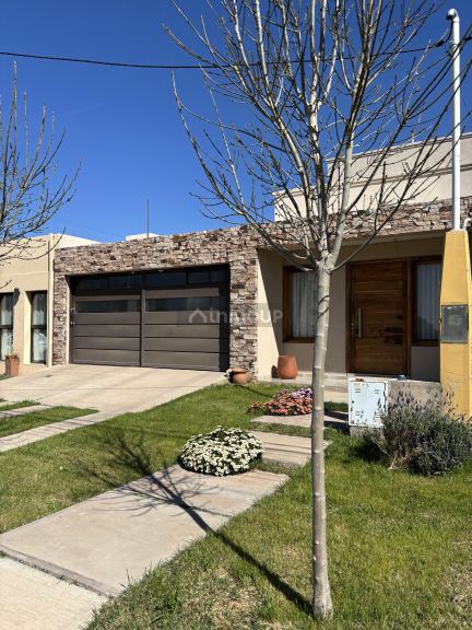 Casa en Venta en Maipu, Mendoza