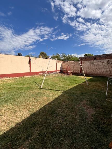Casa en Venta en Guaymallen, Mendoza