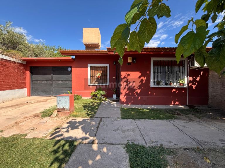 Casa en Venta en Guaymallen, Mendoza