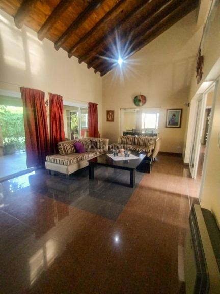 Casa en Venta en Guaymallen, Mendoza