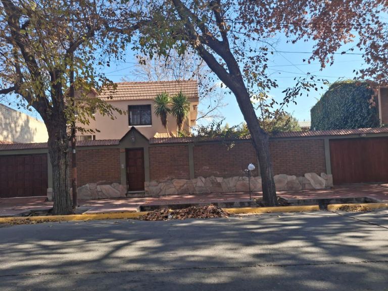Casa en Venta en Capital, Mendoza