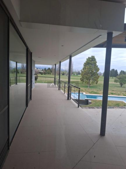 Casa en Venta en Maipu, Mendoza