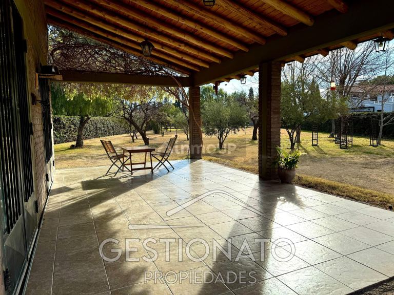 Casa en Venta en Maipu, Mendoza
