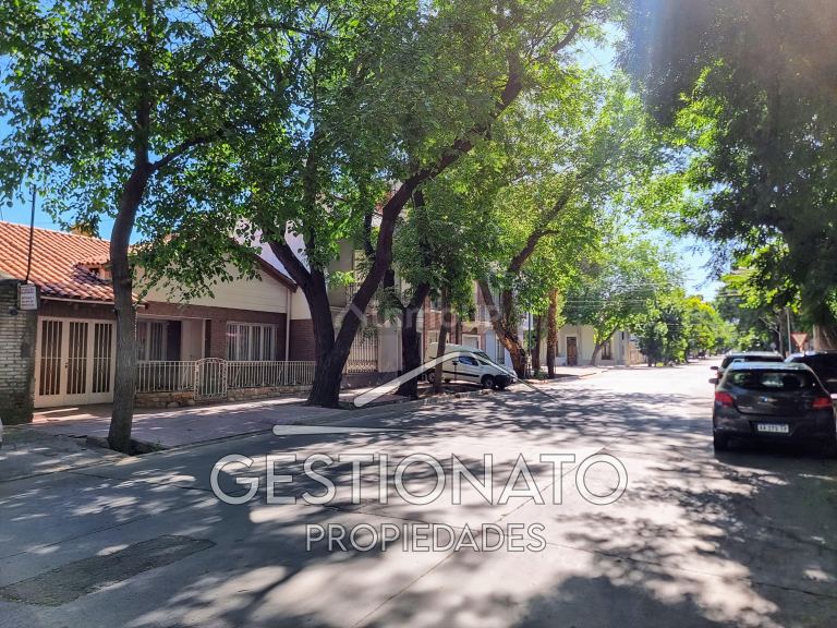 Playa de Estacionamiento en Venta en Capital, Mendoza