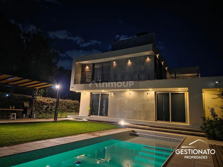 Casa en Venta en Maipu, Mendoza