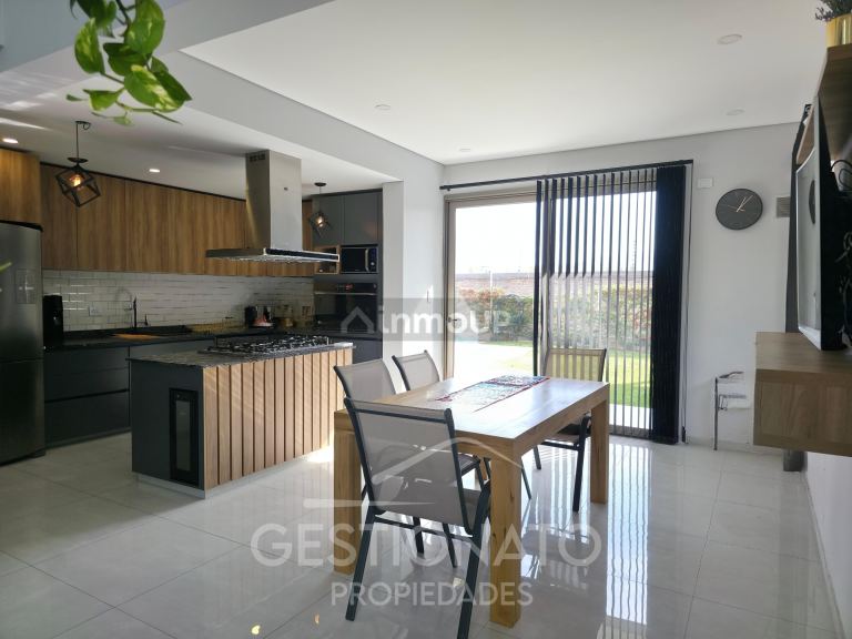 Casa en Venta en Maipu, Mendoza