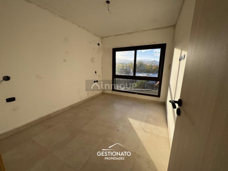 Departamento en Venta en Godoy Cruz, Mendoza