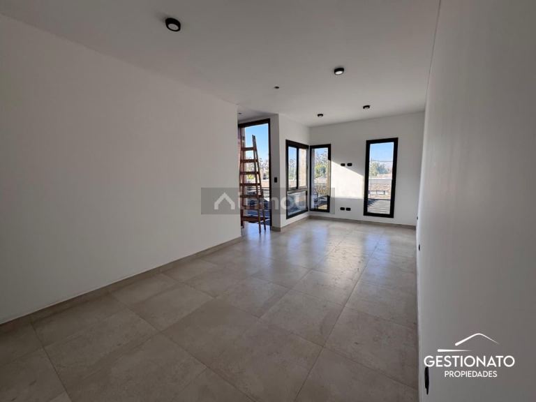 Departamento en Venta en Godoy Cruz, Mendoza