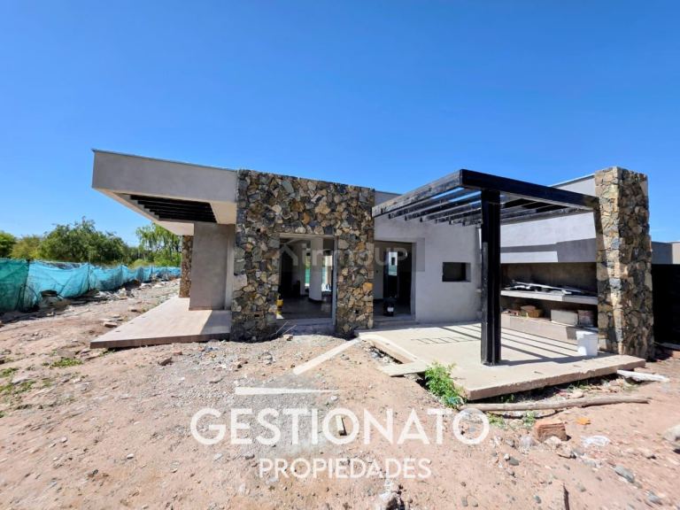 Casa en Venta en Lujan de Cuyo, Mendoza