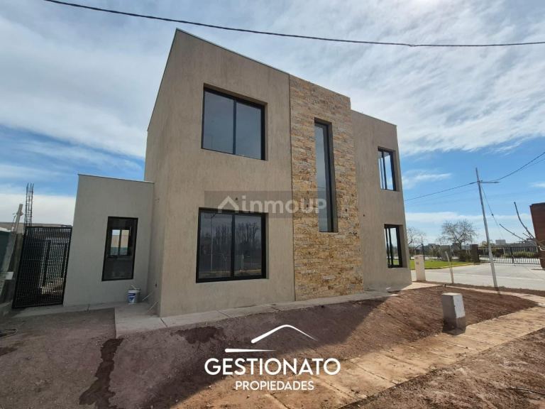Casa en Venta en Lujan de Cuyo, Mendoza