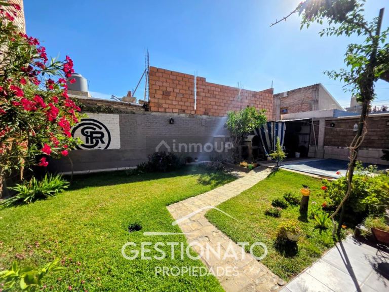 Casa en Venta en Guaymallen, Mendoza