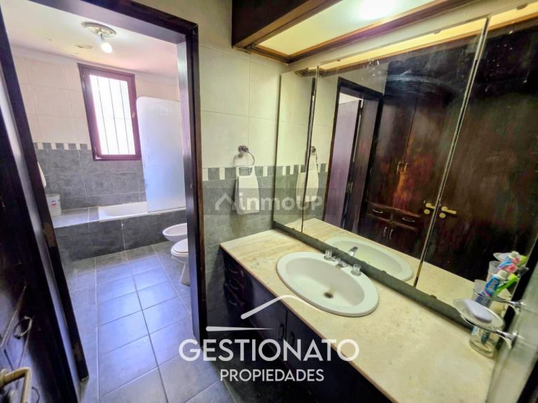 Casa en Venta en Guaymallen, Mendoza