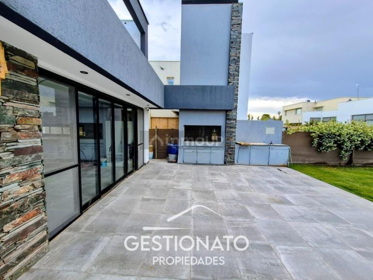 Casa en Venta en Maipu, Mendoza