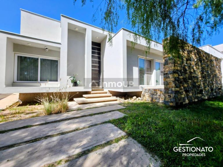 Casa en Venta en Maipu, Mendoza