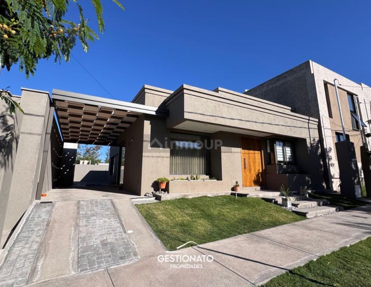 Casa en Venta en Godoy Cruz, Mendoza