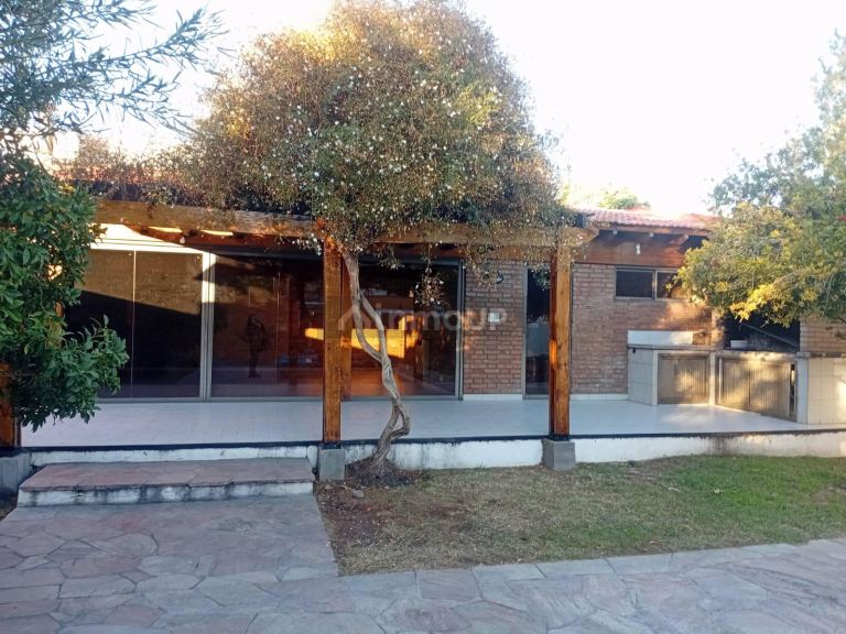 Casa en Alquiler en Godoy Cruz, Mendoza