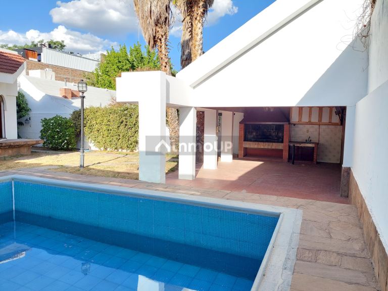 Chalet en Venta en Godoy Cruz, Mendoza