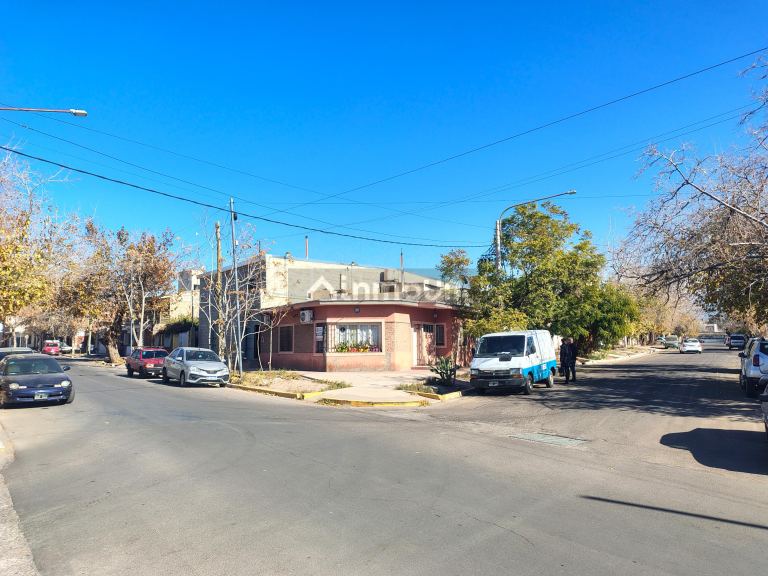 Casa en Venta en Guaymallen, Mendoza