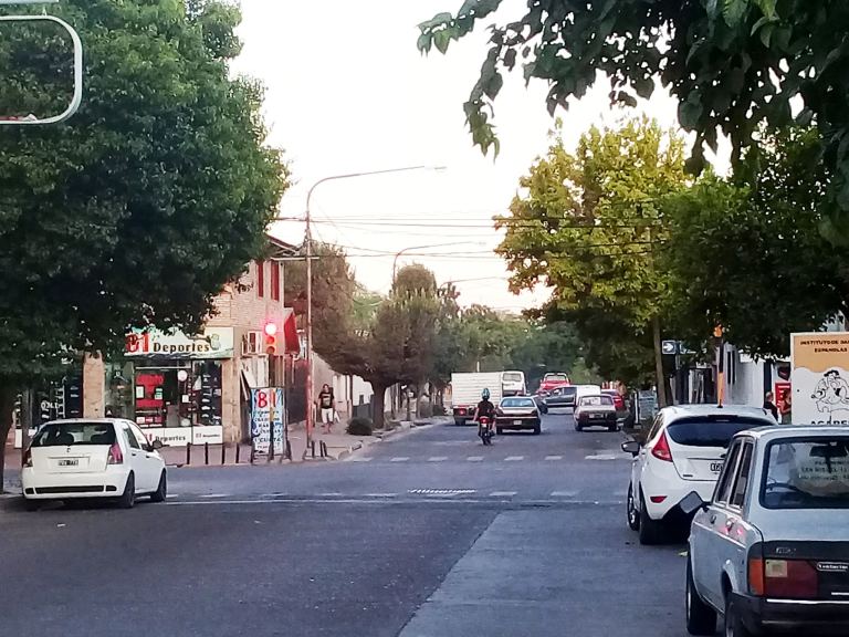 ADYACENC. PLAZA L.H. s/\calle Espejo 618 (
