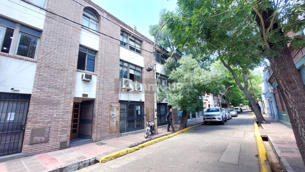 Oficina en Alquiler en Capital, Mendoza