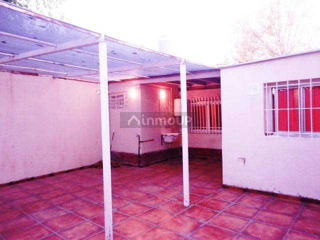 Guaymallen (""ADYACENCIAS Adolfo Calle/Estrada"") Charcas 2.777
