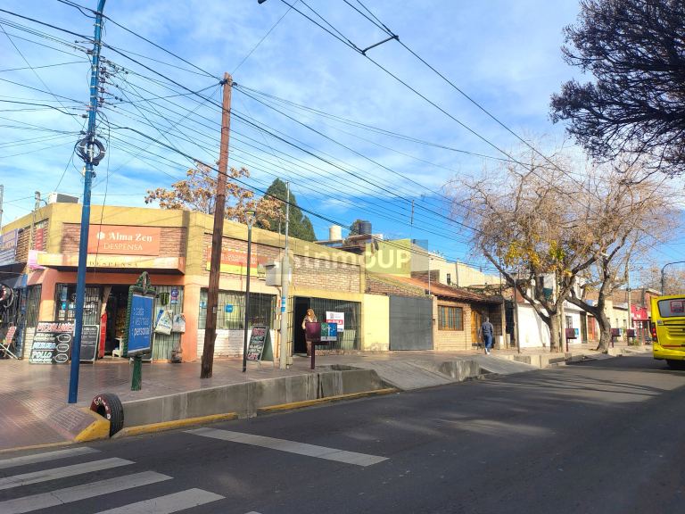 Local Comercial en Alquiler en Godoy Cruz, Mendoza