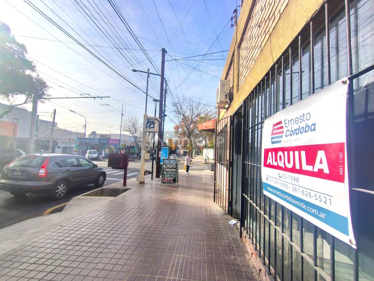 Local Comercial en Alquiler en Godoy Cruz, Mendoza