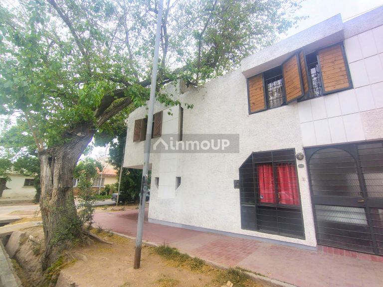Casa en Alquiler en Capital, Mendoza