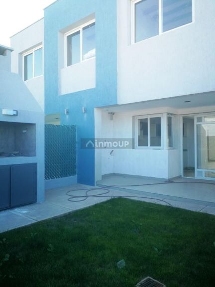 Casa en Alquiler en Maipu, Mendoza