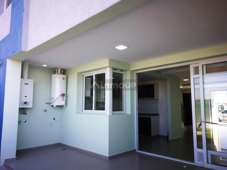 Casa en Alquiler en Maipu, Mendoza