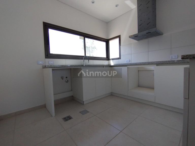 Casa en Venta en Rivadavia, San Juan
