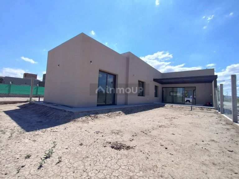 Casa en Venta en Rivadavia, San Juan