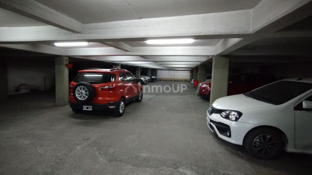 Cochera en Venta en Capital, San Juan