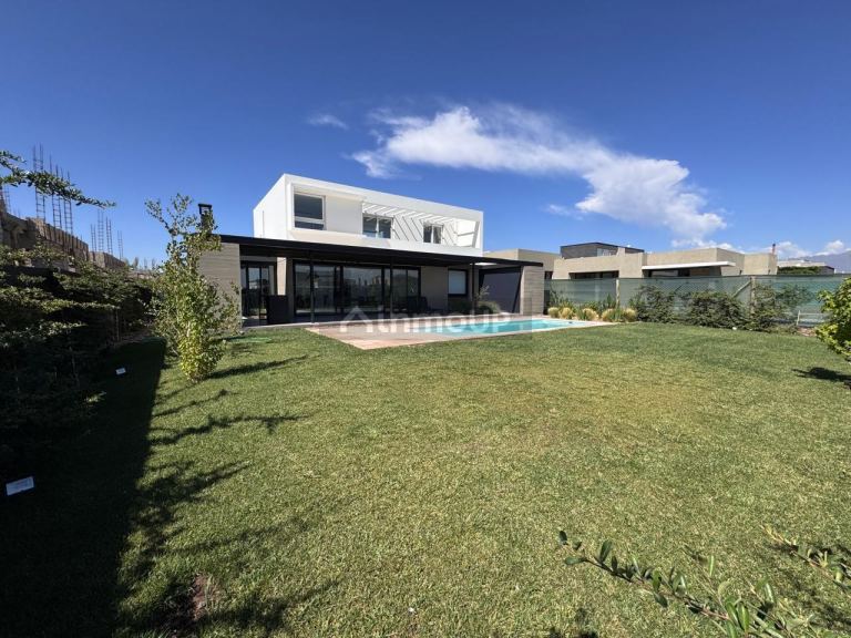 Casa en Venta en Lujan de Cuyo, Mendoza